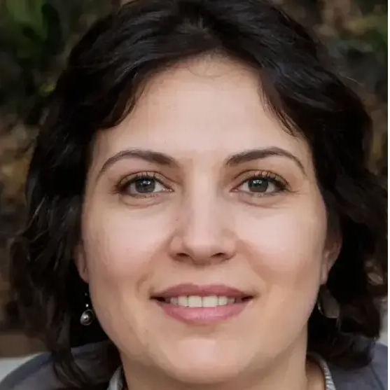 <span style="font-size:16px;">ويندي جرين<br> مدير التسويق</span>